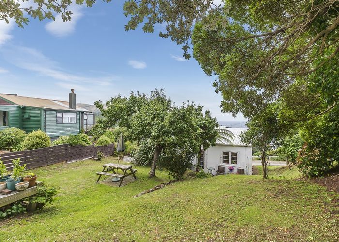  at 21 Te Pari Pari Road, Pukerua Bay, Porirua