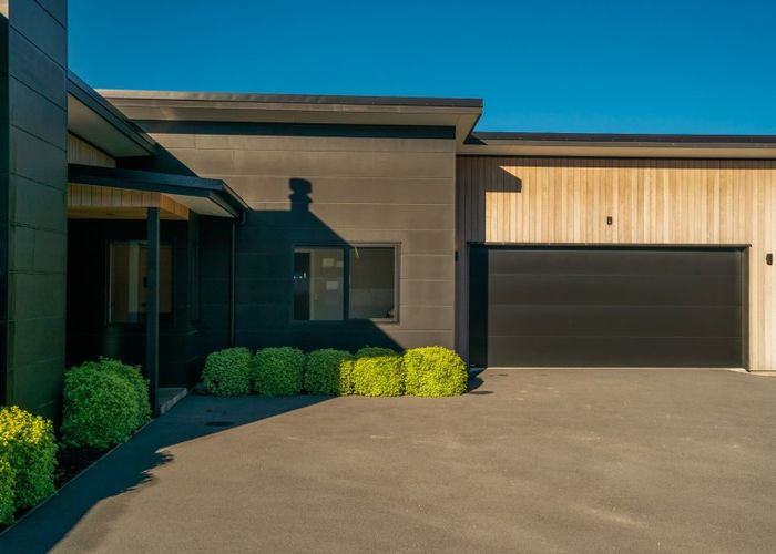  at 12 Kingfisher CRES, ARROWTOWN
