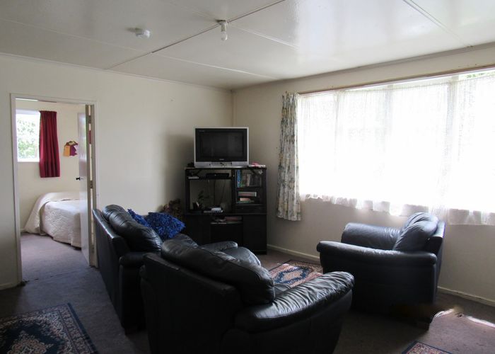  at 52 Semple Street, Huntly, Huntly