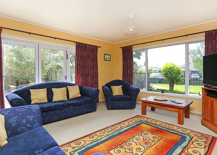  at 2 Cambridge Terrace, Taradale, Napier