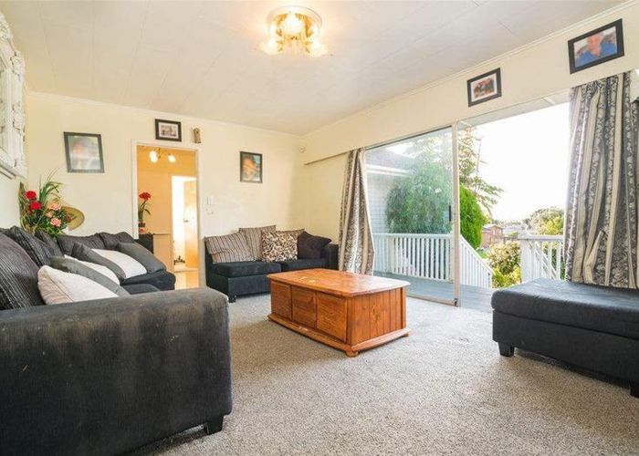  at 28 Wayne Drive, Mangere, Auckland