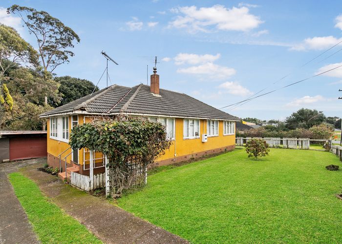 at 13 Torino Street, Point England, Auckland