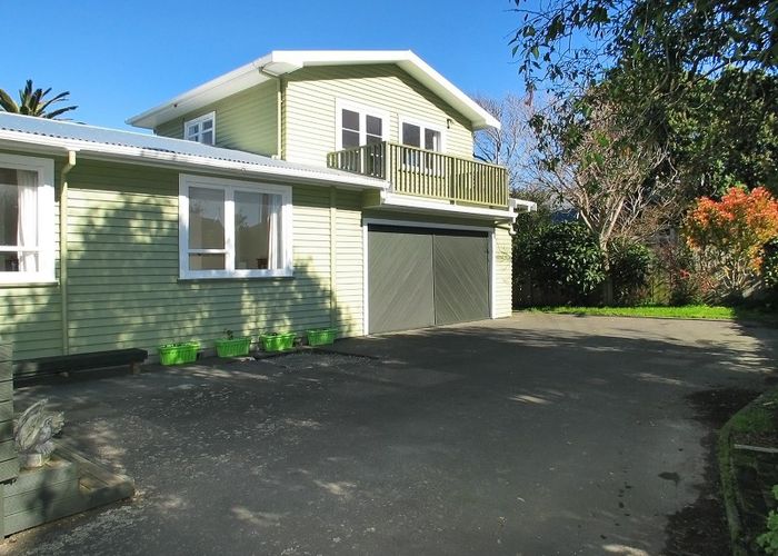  at 78 Main Road, Titahi Bay, Porirua