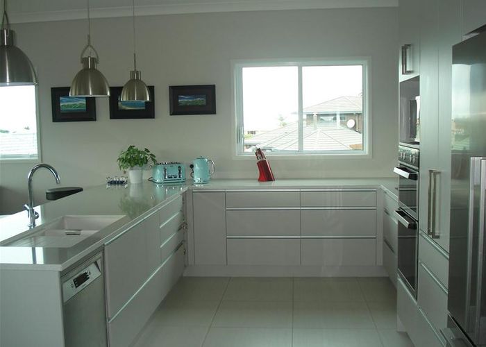  at 7 Sea Vista, Katikati