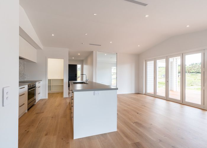  at 174 Ridgeview Road, Redwood Valley