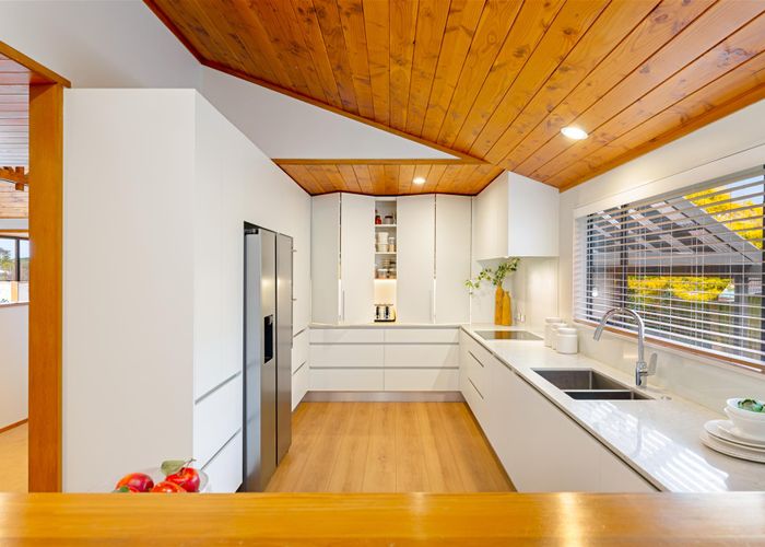  at 3 Clearwater Cove, West Harbour, Auckland