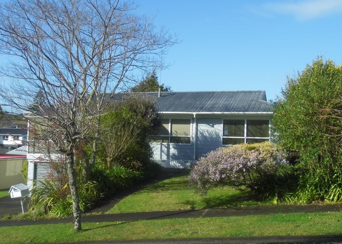  at 1 Salmond Place, Dinsdale, Hamilton