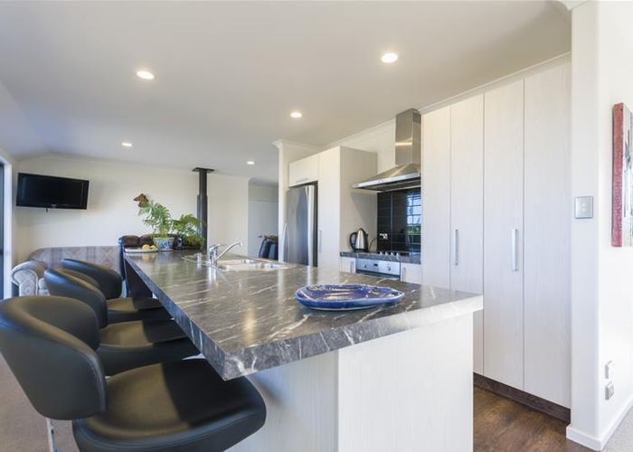  at 19 Shoreline Place, Rarangi