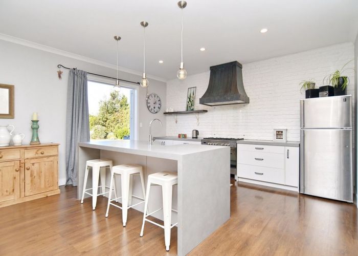  at 6 Thornton Close, Leithfield, Amberley