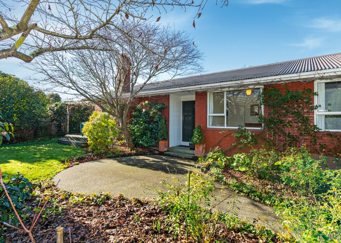  at 32 Rosedale Place, Avonhead, Christchurch