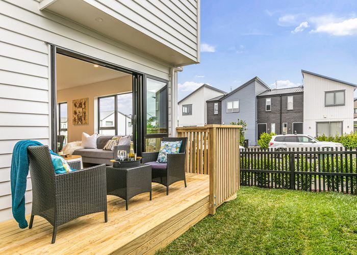  at 3/5 Sunnymead Road, Glen Innes, Auckland