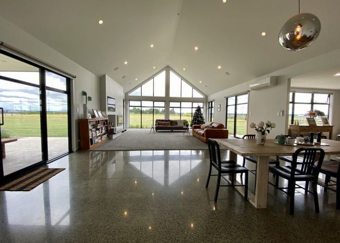  at 15 Lake View Terrace, Huntingdon