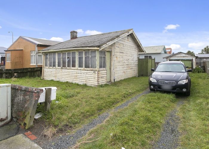  at 219 The Esplanade, Petone, Lower Hutt
