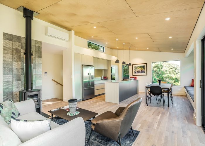  at 72 Crescent Road West, Ostend, Waiheke Island