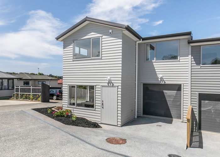  at 1/65E Metcalfe Road, Ranui, Auckland