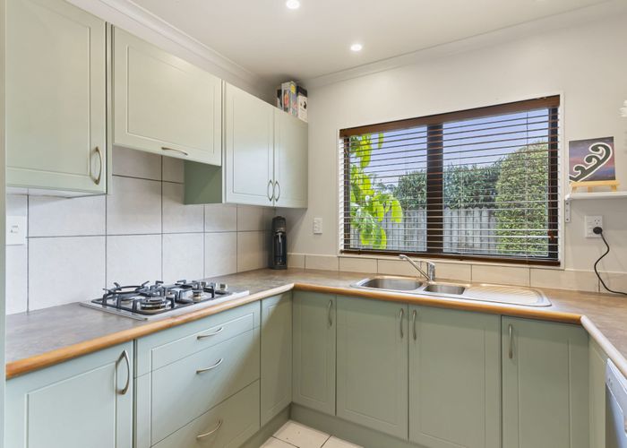  at 3/102 Greenhithe Road, Greenhithe, North Shore City, Auckland