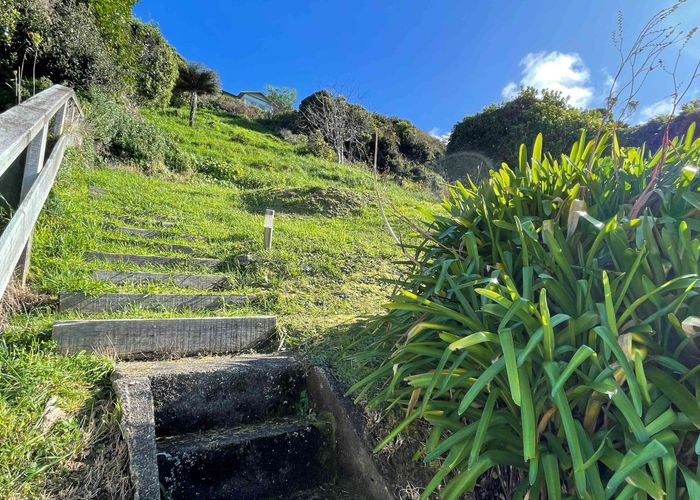  at 76 Mitchell St, Brooklyn, Wellington, Wellington