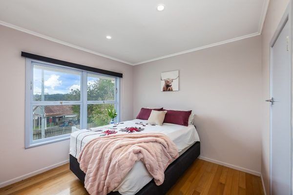  at 2/303 Rangatira Road, Beach Haven, Auckland