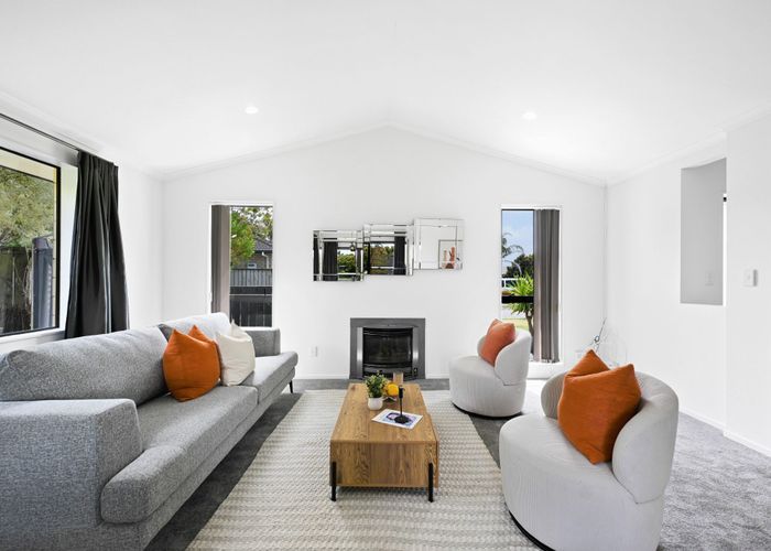  at 8 Gracefield Place, Huntington, Hamilton