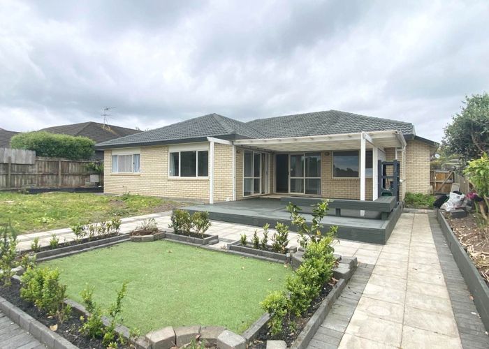  at 7 Moy Place, East Tamaki Heights, Manukau City, Auckland