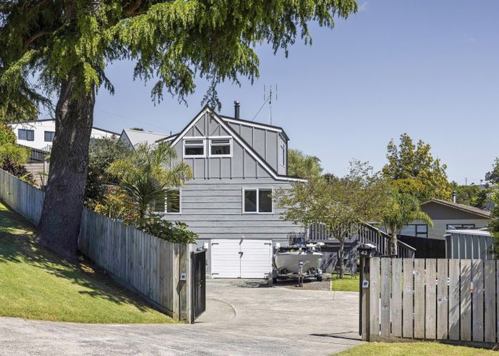  at 43 Sutherland Road, Brookfield, Tauranga