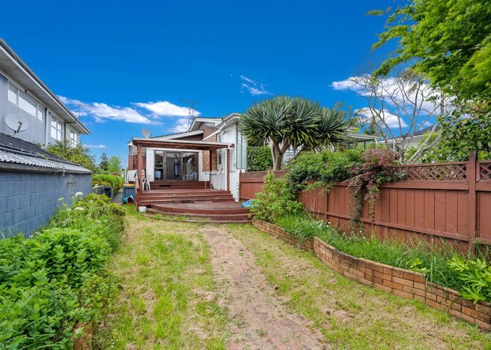  at 1/55 Omana Road, Papatoetoe, Auckland