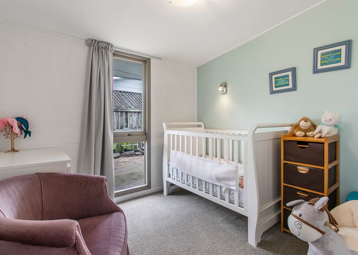  at 3/9 Poinsettia Place, Henderson, Auckland