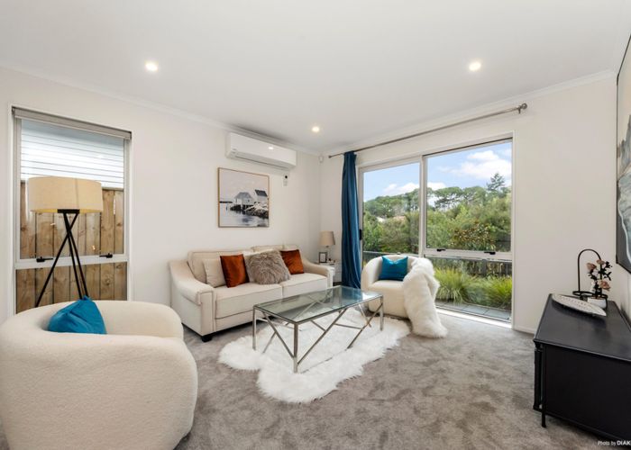  at 1 Muriels View Lane, Massey, Waitakere City, Auckland