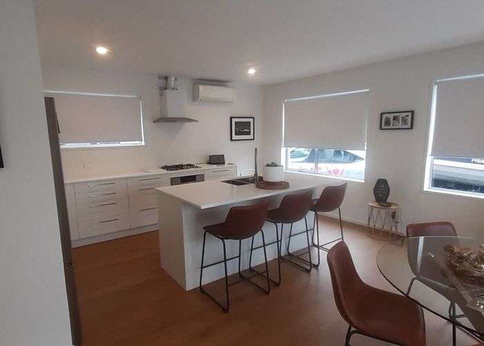  at 2/37b  Main Road, Redcliffs, Christchurch City, Canterbury