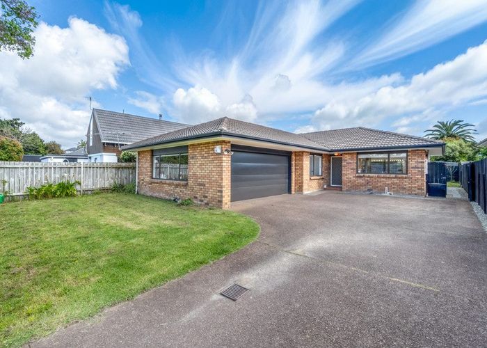  at 21A Eastern Beach Road, Eastern Beach, Manukau City, Auckland