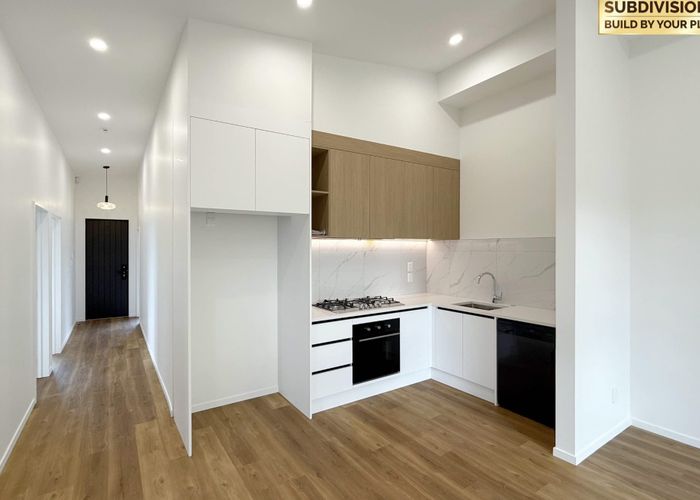  at 6/25 Hutchinson Avenue, New Lynn, Waitakere City, Auckland