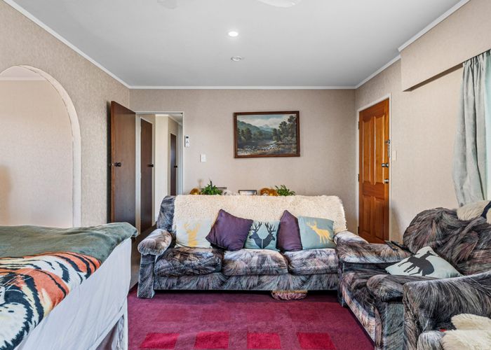  at 2 Sequoia Crescent, Owhata, Rotorua