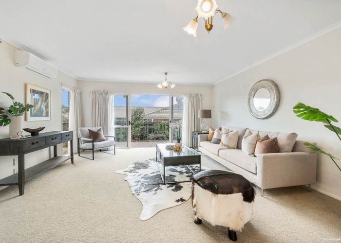  at 2 Amherst Place, Albany, Auckland