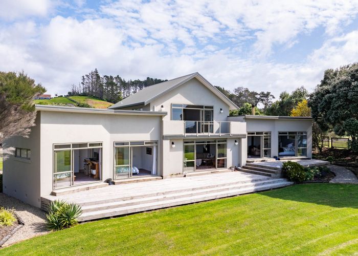  at 585 Cove Road, Waipu, Waipu