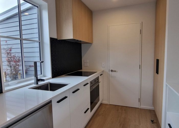  at 2/8 Shearer Avenue, Papanui, Christchurch City, Canterbury