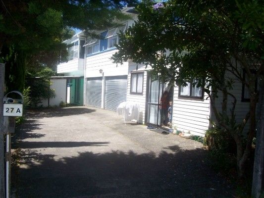  at 27 Rewarewa Road, Te Atatu Peninsula, Auckland