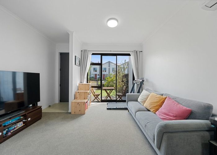  at 41 Manarini Road, Westgate, Waitakere City, Auckland