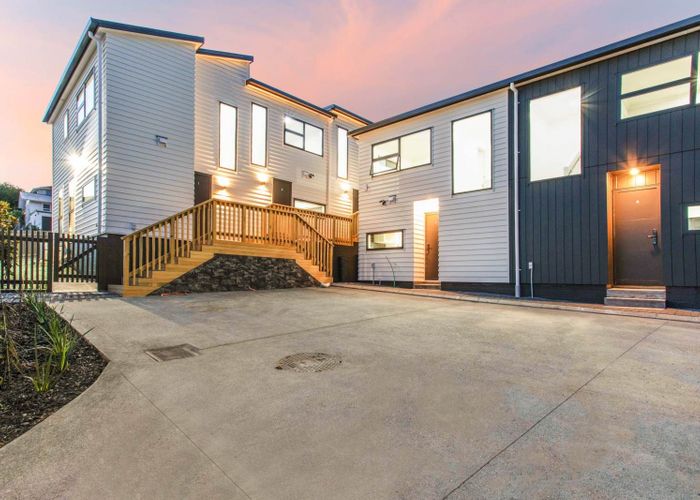  at Lot 1-7/15 Locket Road, Glenfield, North Shore City, Auckland