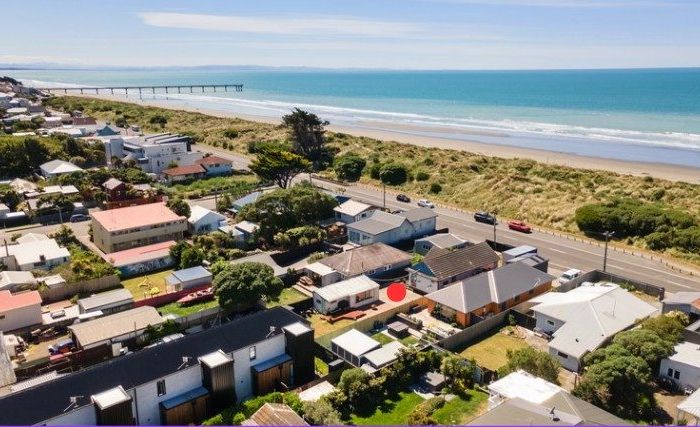  at 281 Marine Parade, New Brighton, Christchurch City, Canterbury