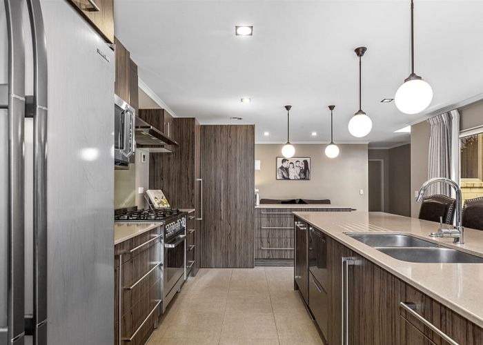  at 113 Te Puia Drive, Aotea, Porirua