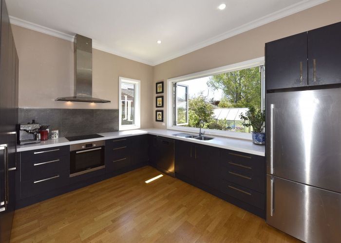  at 122 Bishop Street, St. Albans, Christchurch City, Canterbury