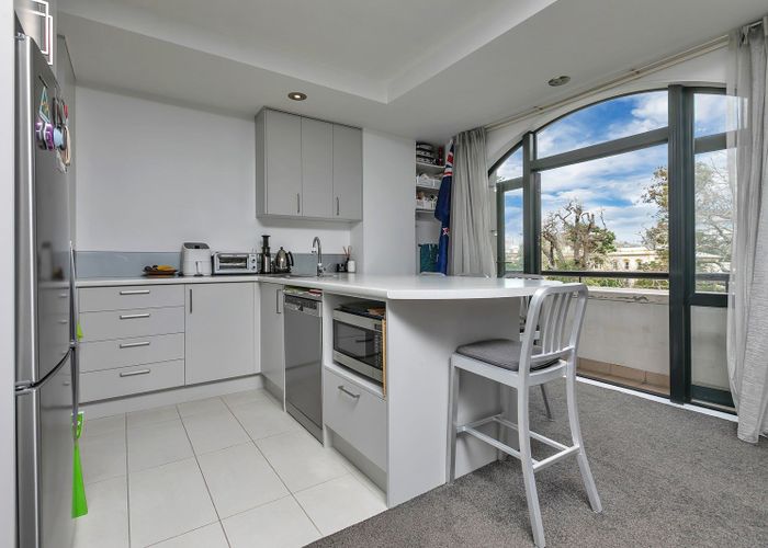 at 2A/14 Waterloo Quadrant, Auckland Central, Auckland
