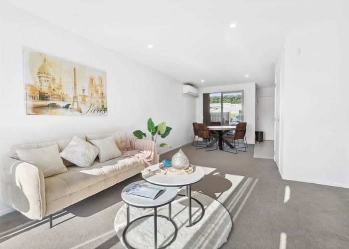  at 22 Fort Lincoln Loop, Karaka, Papakura