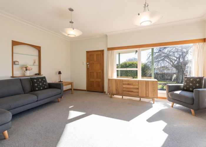 at 21 Oxford Street, Richmond