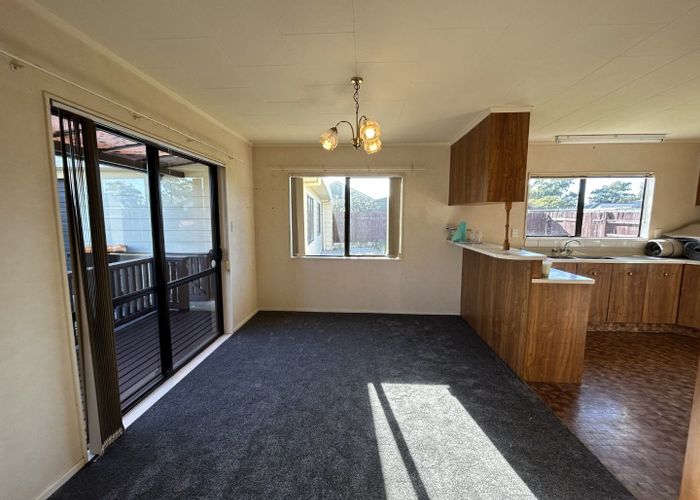  at 12 Cargill Grove, Kelvin Grove, Palmerston North