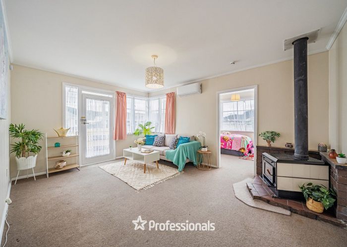  at 10 Hughes Crescent, Taita, Lower Hutt, Wellington