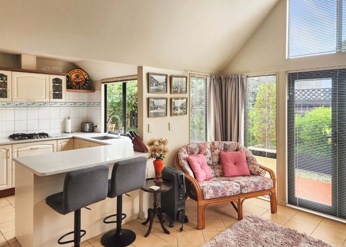  at 1/88 Waterloo Road, Hutt Central, Lower Hutt
