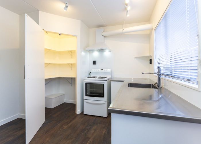  at 4/49 Waltham Road, Sydenham, Christchurch City, Canterbury