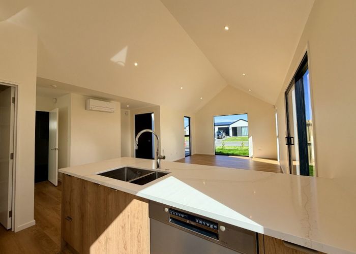  at 20 Mabel Crecent, Halswell, Christchurch City, Canterbury