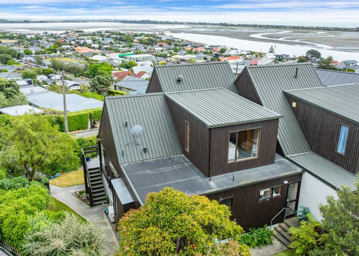  at 19 Moncks Spur Road, Redcliffs, Christchurch City, Canterbury